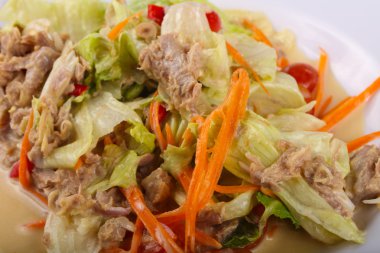 lezzetli ton balıklı salata 