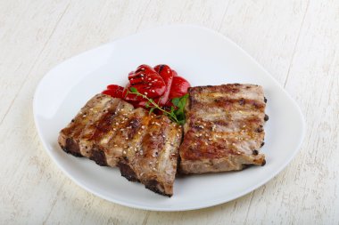 Izgara domuz pirzolası.