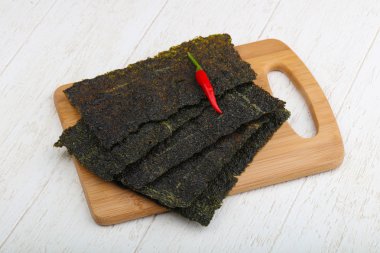 Nori deniz yosunu yaprak