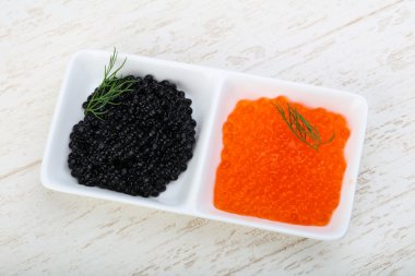 Lezzetli siyah ve kırmızı havyar