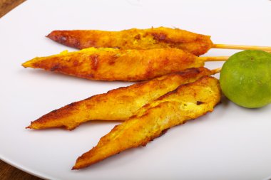 Tay geleneksel tavuk satay