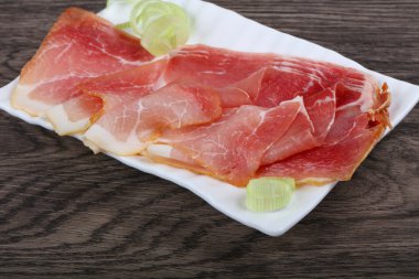 Leziz İspanyol Jamon