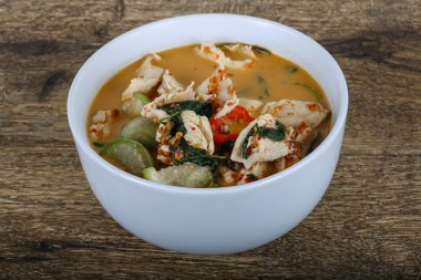 Hint kırmızı köri