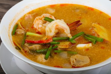Tayland Mutfağı tom yam çorbası