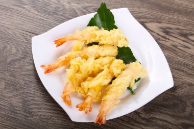 Lezzetli kaplan karides tempura