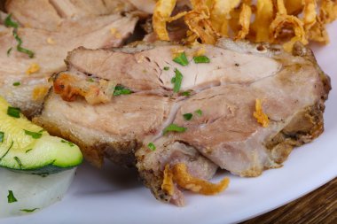 Çek mutfağı - kavrulmuş domuz eti