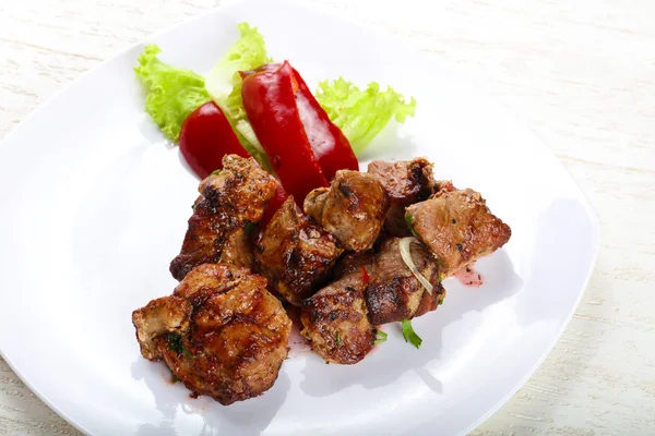 Saftiger Schweinefleisch-Schaschlik — Stockfoto