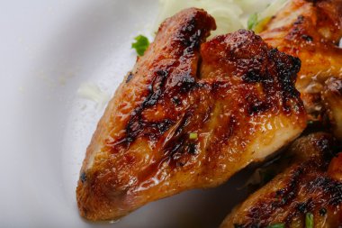 ızgara tavuk kanadı