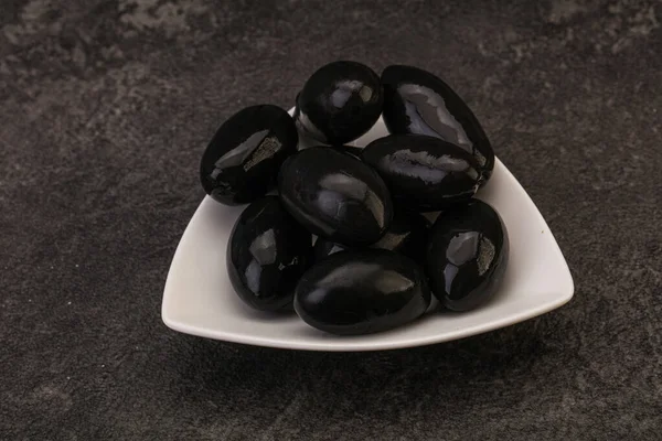 Pickled Tasty Black Olives Bowl — Stock Photo, Image