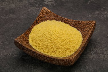 Yemek pişirmek için klozette çiğ öksürük yığını