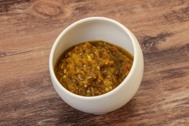 Kasede biberli yeşil baharatlı sos.