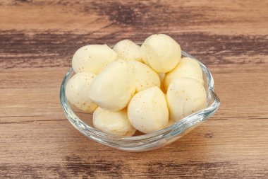 Doğal lezzetli bebek Kasede mozarella peyniri