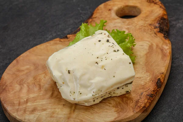 Queijo Grego Halloumi Com Hortelã Para Grelhar — Fotografia de Stock