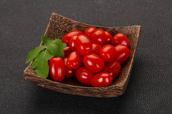 Słodkie Pomidory Wiśniowe Misce — Zdjęcie stockowe