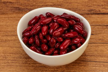 Soslu kırmızı böbrek.