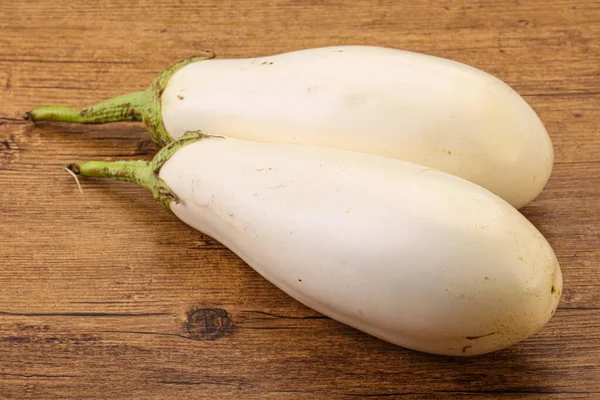 Mogen Och Välsmakande Vit Ekologisk Aubergine — Stockfoto