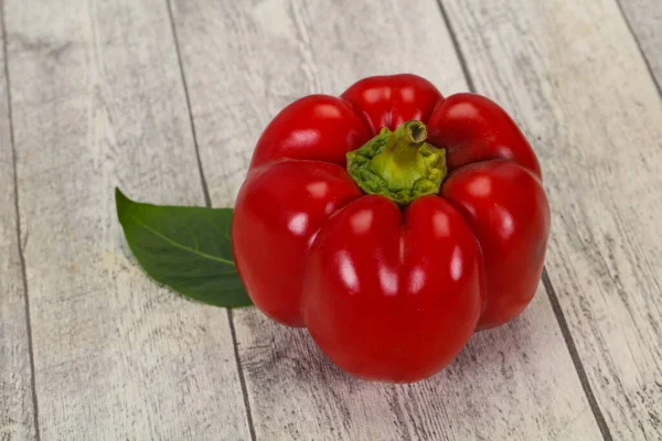 Ripe Red Bell Pepper Wooden Background — Stock Photo, Image