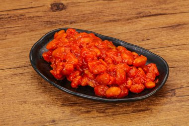 Domates soslu ve biberli fırında böbrek.