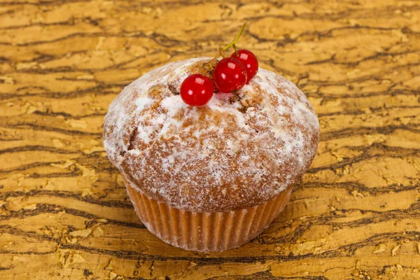 Bolo Saboroso Doce Com Bagas Passa Corinto Vermelha — Fotografia de Stock