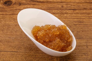 Pike ROE atıştırmak için kasede