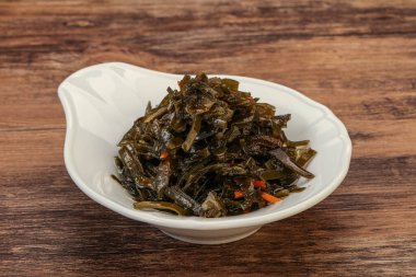 Havuçlu ve susamlı yosun kabağı.