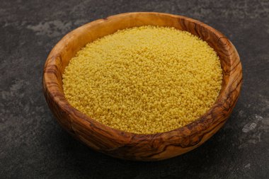 Yemek pişirmek için klozette çiğ öksürük yığını