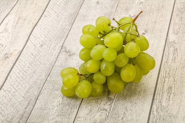 Słodkie Smaczne Dojrzałe Zielone Winogrona — Zdjęcie stockowe