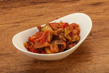 Kafkas vegan mutfağı - sebzeli ve baharatlı ajapsandali