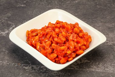 Domates soslu ve biberli fırında böbrek.