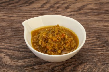 Kasede biberli yeşil baharatlı sos.