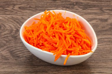 Baharatlı Kore havucu kasede