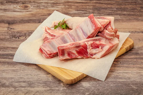 Costillas Cordero Crudas Servidas Romero Para Cocinar —  Fotos de Stock