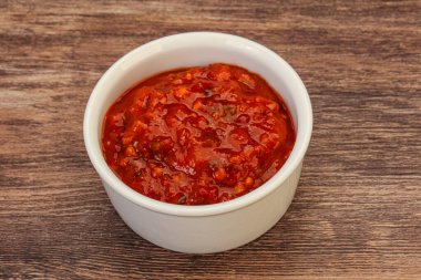 Kasede acı domates sosu