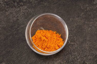 Tumerik - kâsede sokağa çıkma yasağı tozu