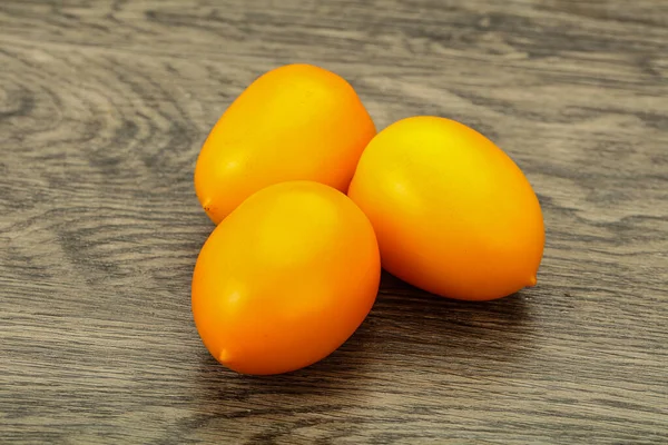 Wenige Gelbe Reife Leckere Tomaten Gemüse — Stockfoto