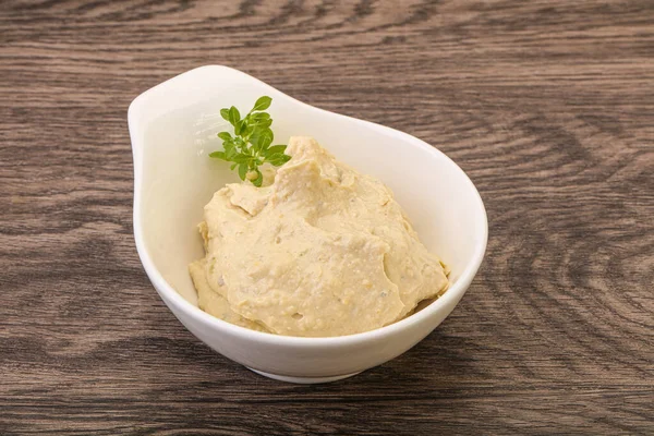 Wegańskie Jedzenie Hummus Dip Oliwą Oliwek — Zdjęcie stockowe