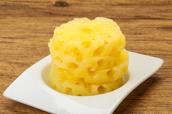 Sweet Ripe Pineapple Rings Bowl — Stock Photo, Image