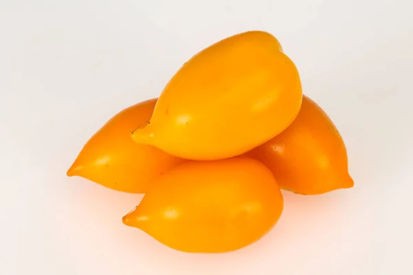 Tomate Amarelo Maduro Isolado Fundo Branco — Fotografia de Stock