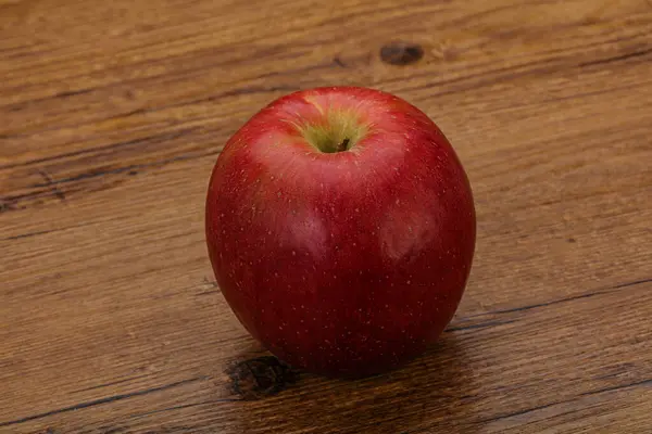 Single Red Sweet Tasty Apple Fruit — Stock Photo, Image