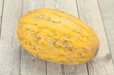 Tatlı tatlı bal olgun büyük kavun