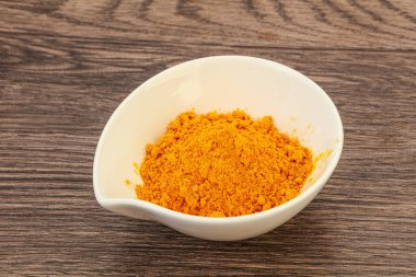 Tumerik - kâsede sokağa çıkma yasağı tozu