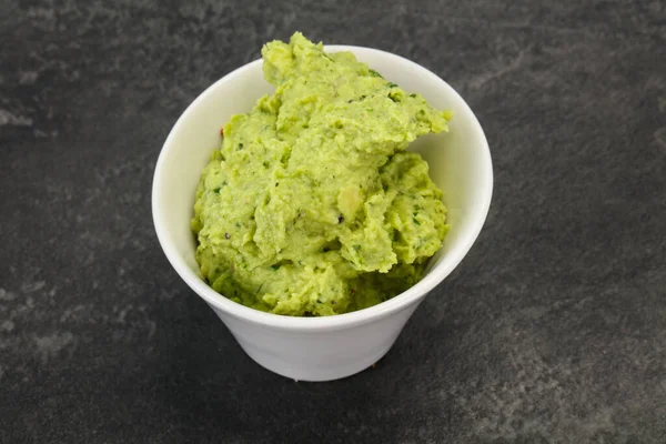 Saus Guacamole Alpukat Pedas Dengan Cabai — Stok Foto