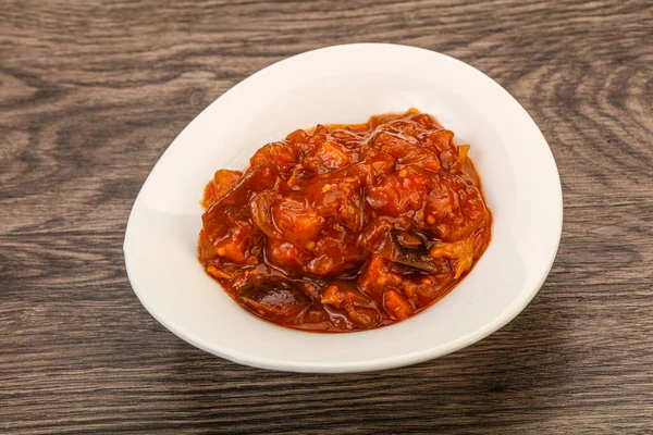 Smakfull Aubergine Med Tomat Urter – stockfoto