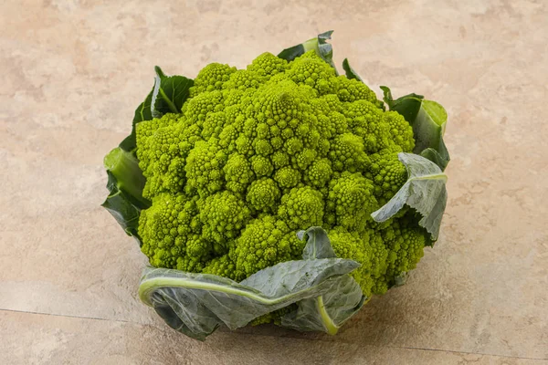 Ízletes Vegán Bio Élelmiszer Romanesco Káposzta — Stock Fotó