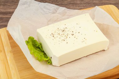 Güvertede Yunan peyniri, natürmort