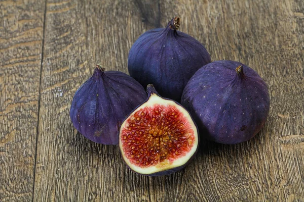 Ripe Sweet Fresh Sliced Fig Fruit — Stock Photo, Image