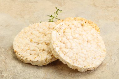 Vejetaryen için diyet çıtır ekmek yığını