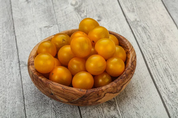 Fresh Yellow Tasty Cherry Tomato Heap — Stock Photo, Image