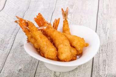 Asya tarzı - tempura içinde kaplan karidesi