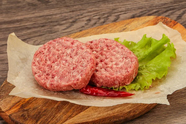 Surowy Kotlet Wołowy Burgerów — Zdjęcie stockowe